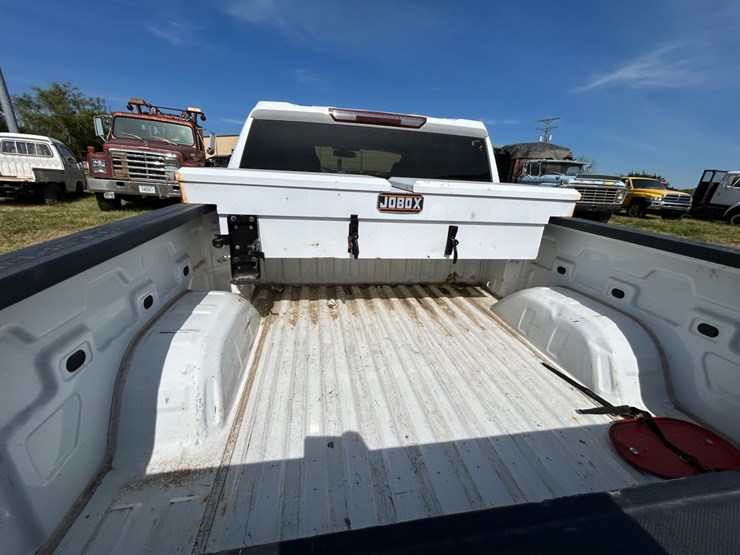 2020-chevrolet-silverado-1500-image-7