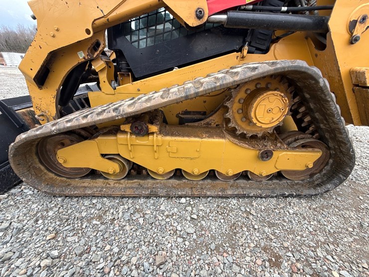 2017-caterpillar-279d-image-42