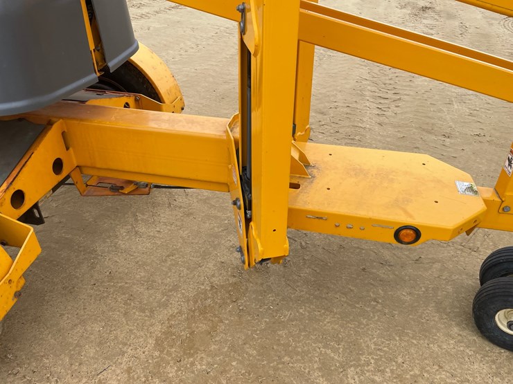 #7512-•-(m-1)-2021-haulotte-3522a-electric-towable-man-lift-image-26