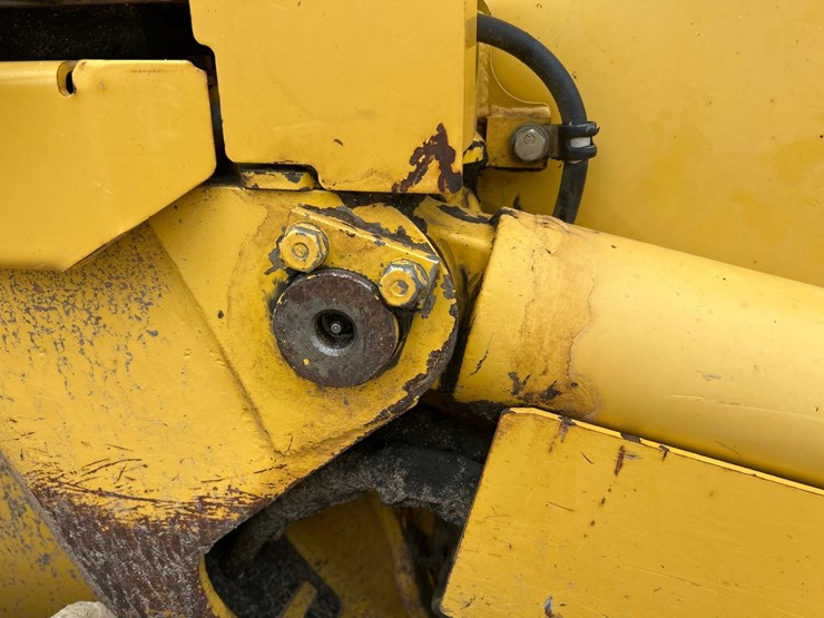 komatsu-d61pxi-23-image-20