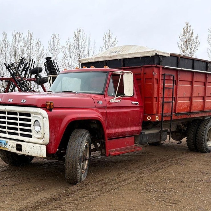 FORD F700