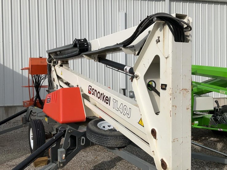 #312-•-2017-snorkel-49'-towable-boom-lift-image-21