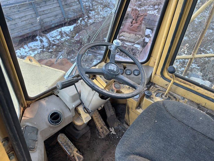 caterpillar-826c-image-43