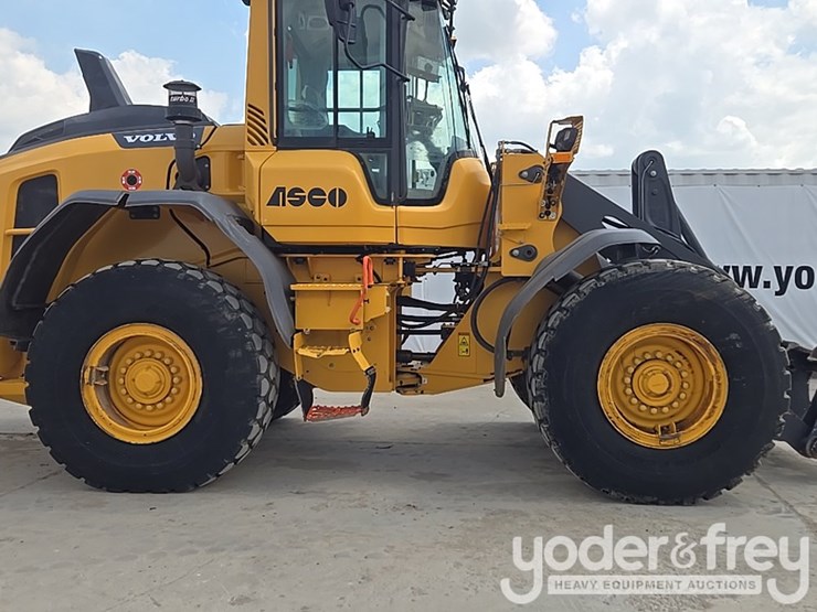 2021-volvo-l90h-image-14