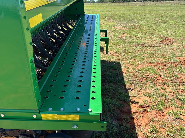 2022-john-deere-455-image-6