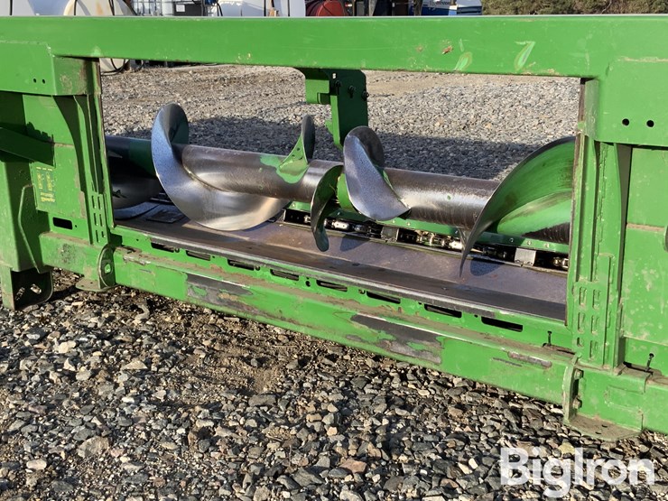 2017-john-deere-a-image-15