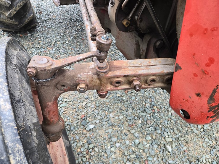 massey-ferguson-35-image-15