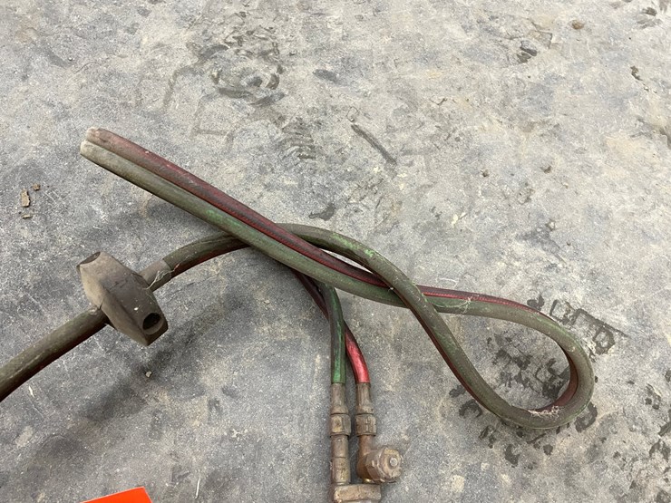 #7551-•-cutting-torch-and-hose-reel-image-9