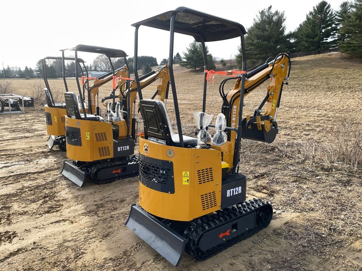#1040-•-new-ats-rt12r-mini-excavator-image-5