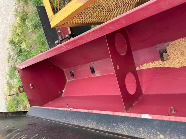 #45251-•-scotts-levee-packer-with-w&a-seeder-image-40