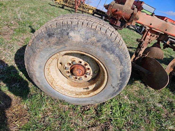 #537-•-5-bottom-plow-image-27