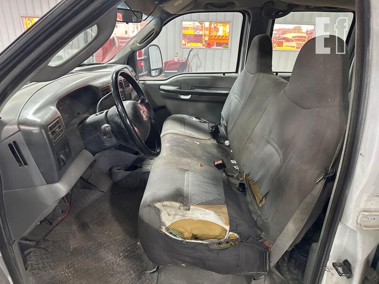 2003-ford-f350-sd-xlt-image-10