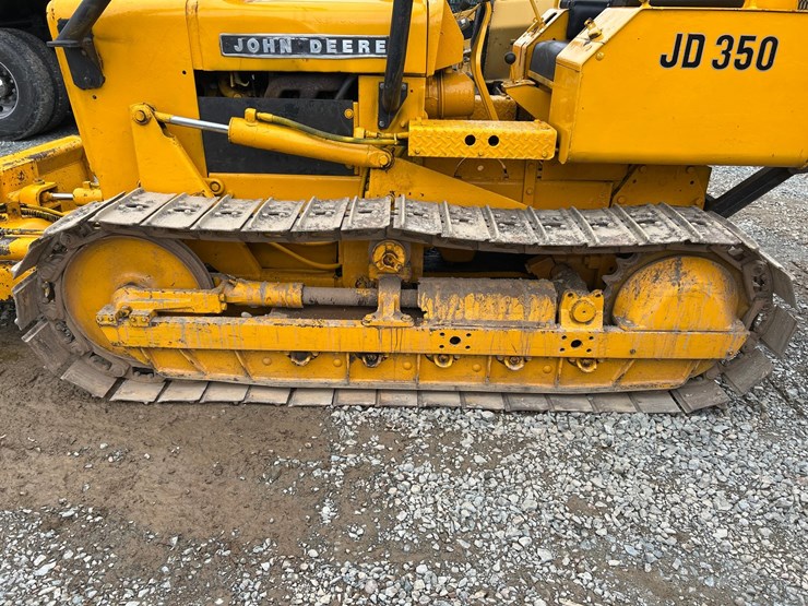 john-deere-350-image-43