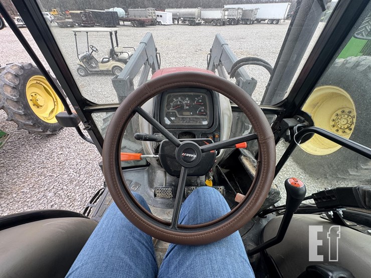 case-ih-farmall-120a-image-20