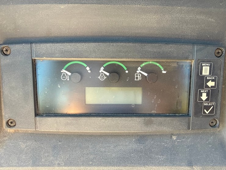 deere-450k-lgp-image-48