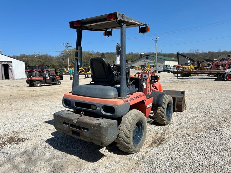 kubota-r420-image-4