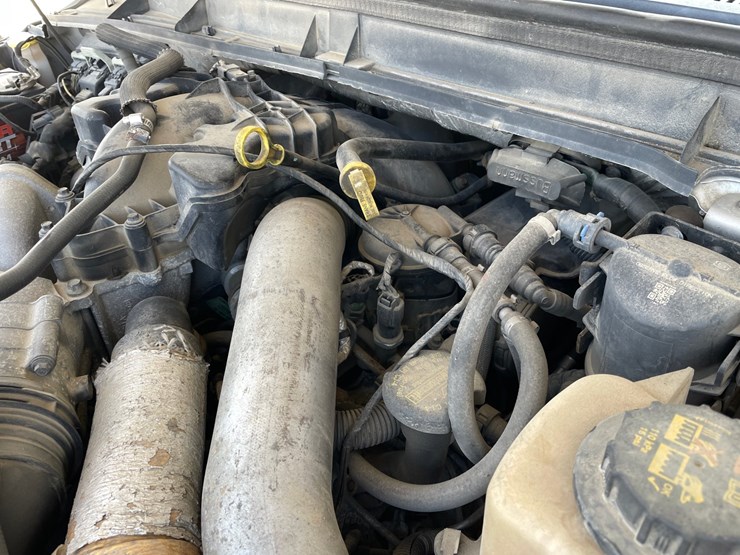 2011-ford-f550-image-73