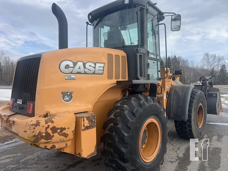 2014-case-521f-xr-image-5