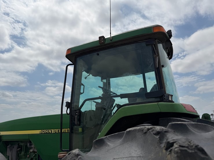 1998-john-deere-8300-image-26