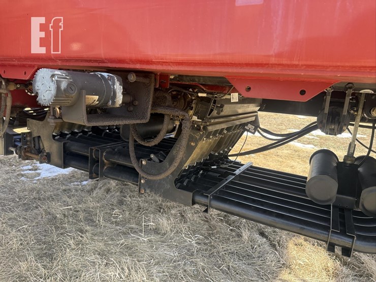 2011-case-ih-3430-image-73