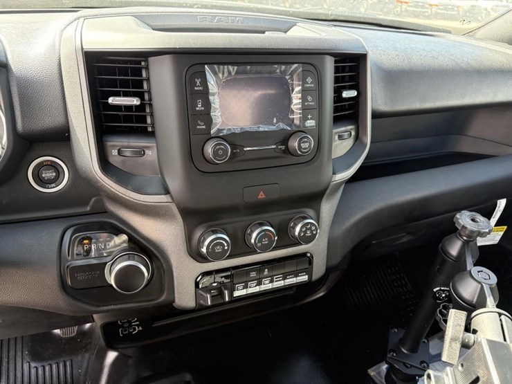 2024-dodge-2500-image-20