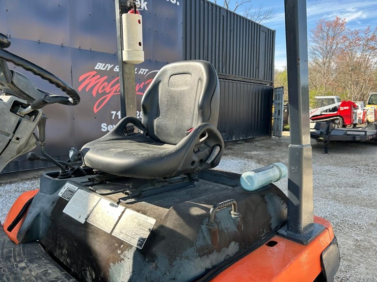 kubota-r420s-image-16