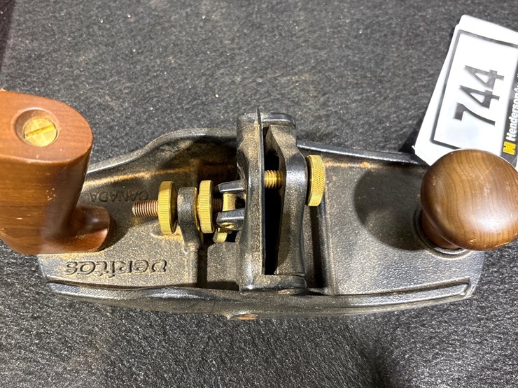 #744-•-wood-planer-image-2