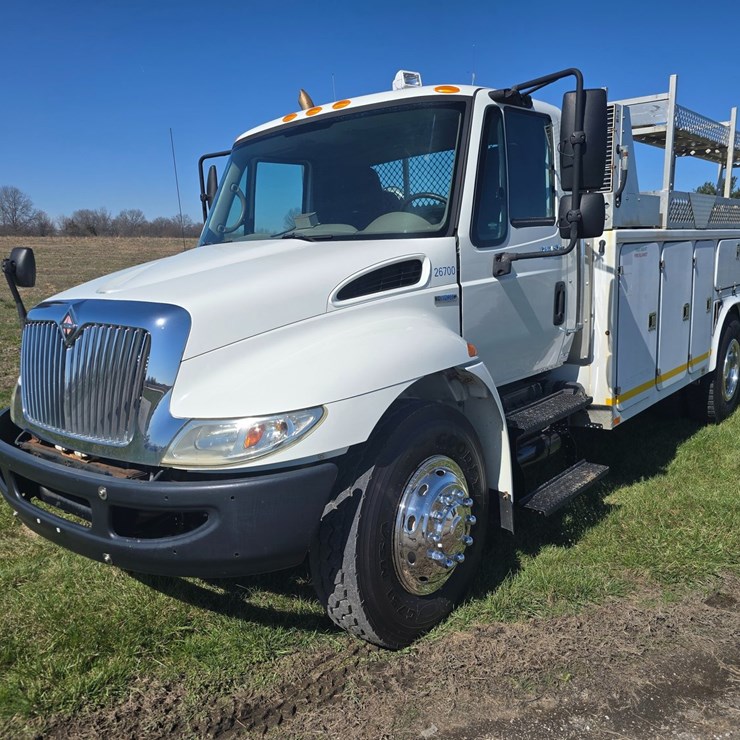 2008 INTERNATIONAL DURASTAR 4300