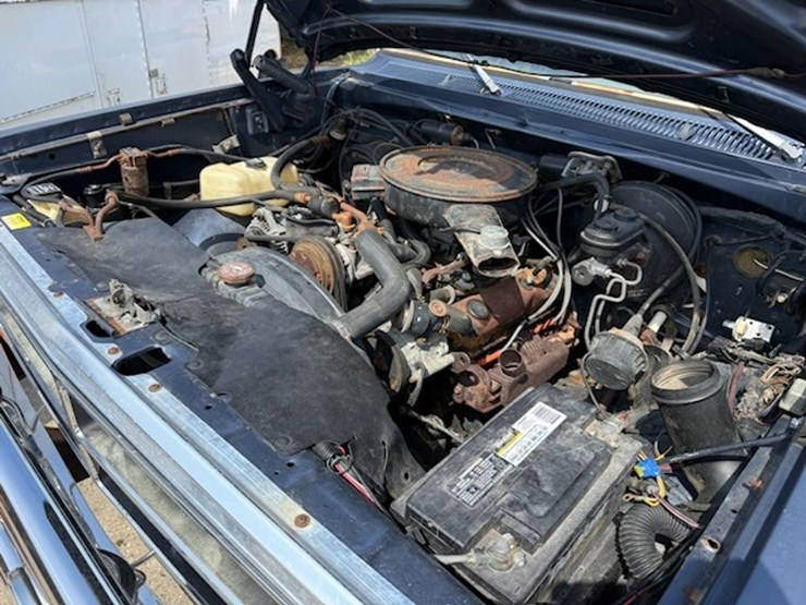 1989-dodge-ram-charger-image-3