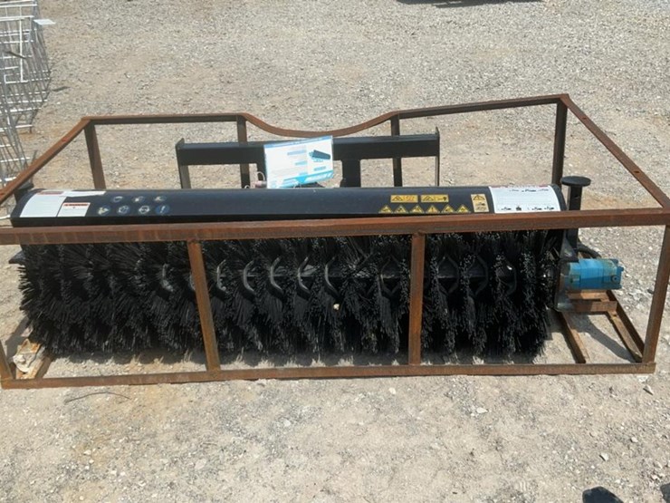 #180-•-atg-broom-attachment-image-1