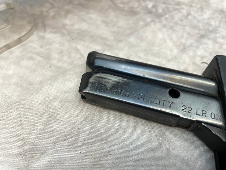 #2716-•-armscor-model-1600-semi-automatic-22-lr-rifle-sn:-a576358-(princeton,-mn)-image-15