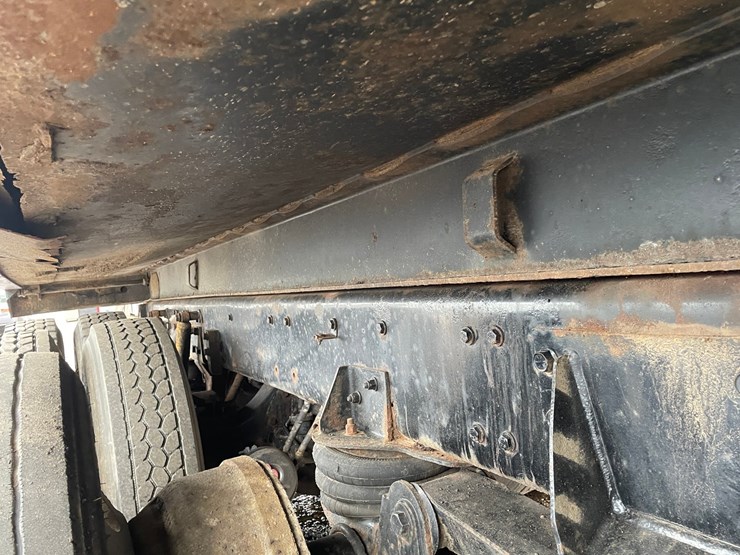 1997-kenworth-t800-image-22