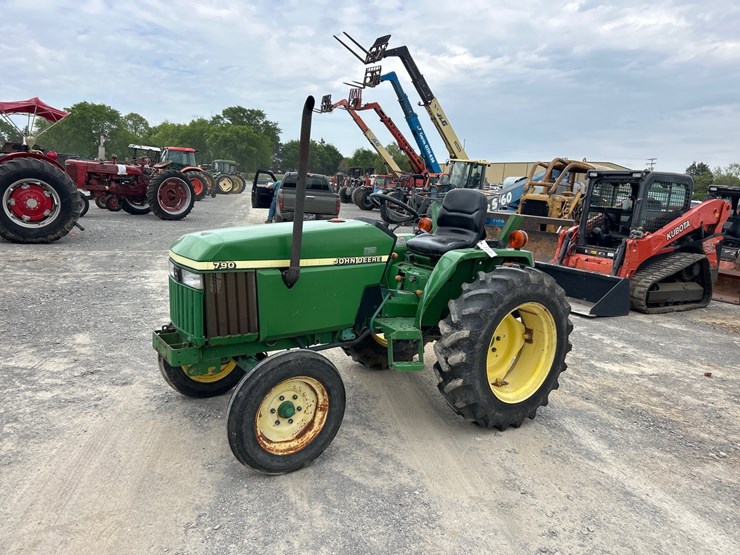 john-deere-790-image-1