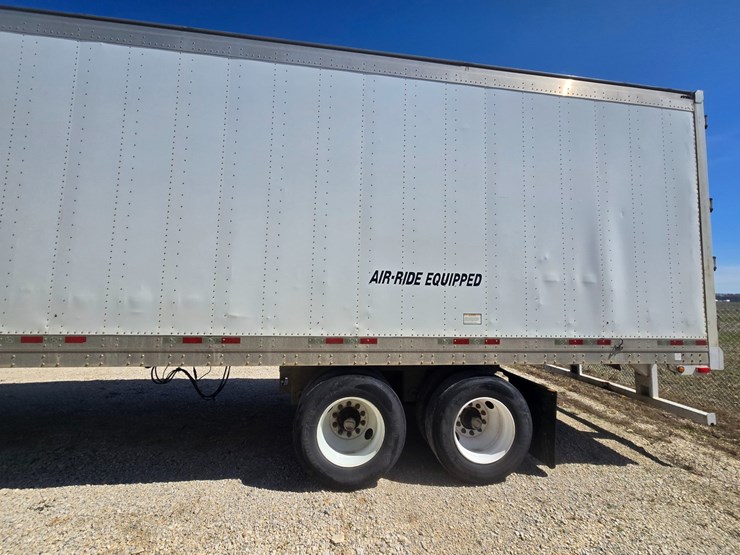 2012-great-dane-van-trailer-image-13