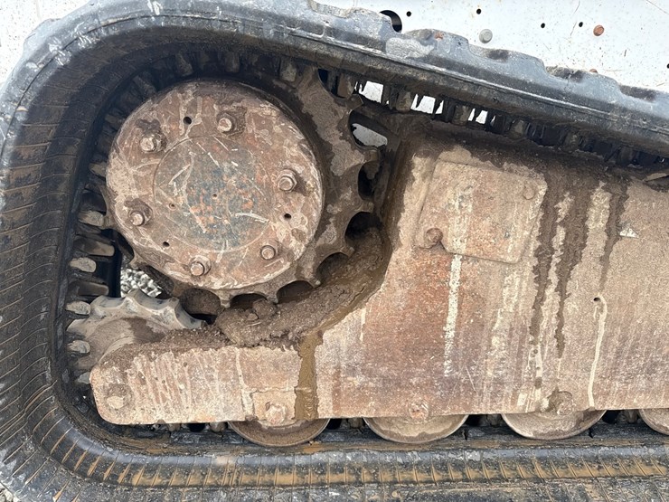 bobcat-t300-image-42