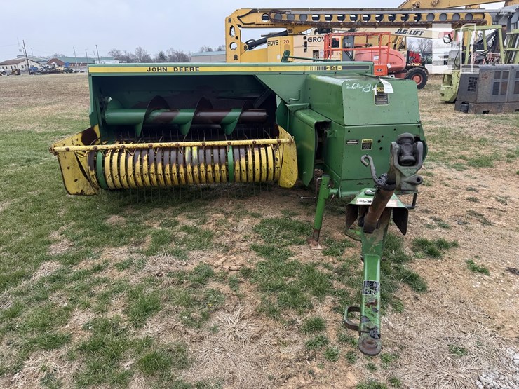 john-deere-348-image-1