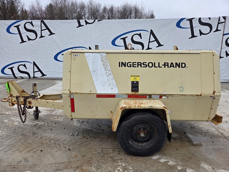 1994-massey-ferguson-8-image-2