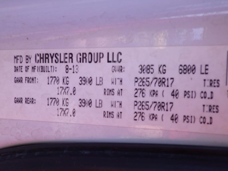 2014-dodge-1500-image-16