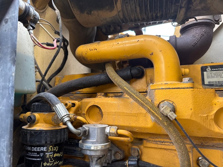 2001-deere-310sg-image-35