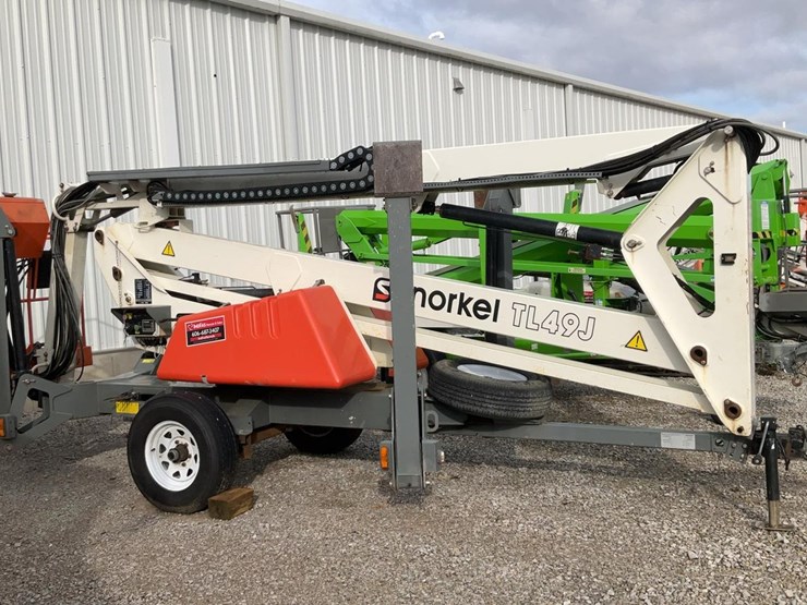 #312-•-2017-snorkel-49'-towable-boom-lift-image-2