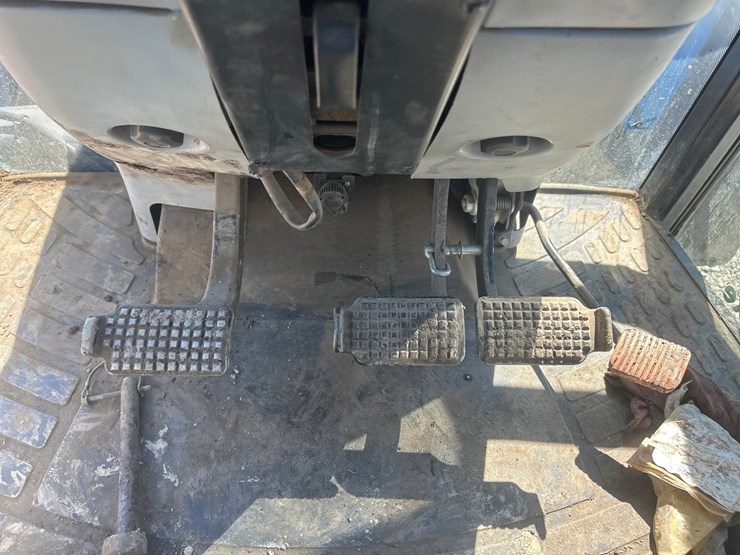 new-holland-t5070-image-56