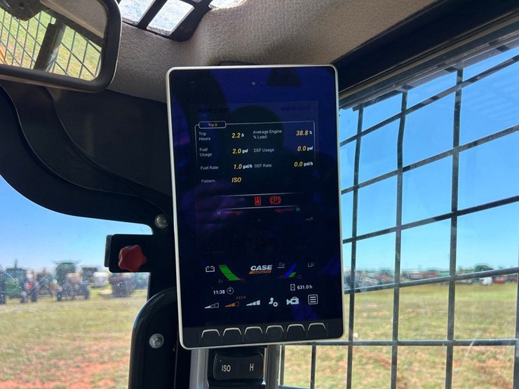 2022-case-tv450b-image-18
