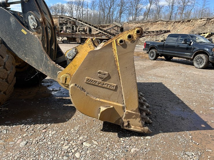 2012-deere-844k-image-9