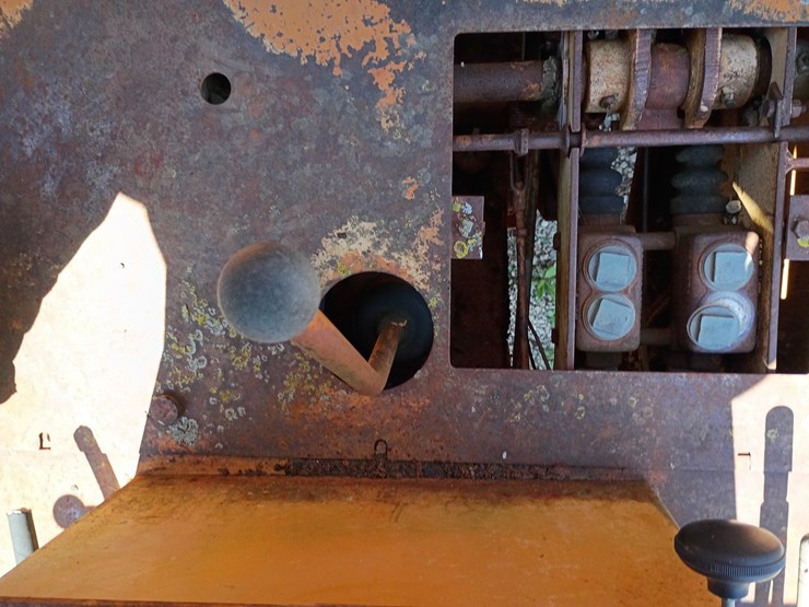 1979-case-586c-image-27