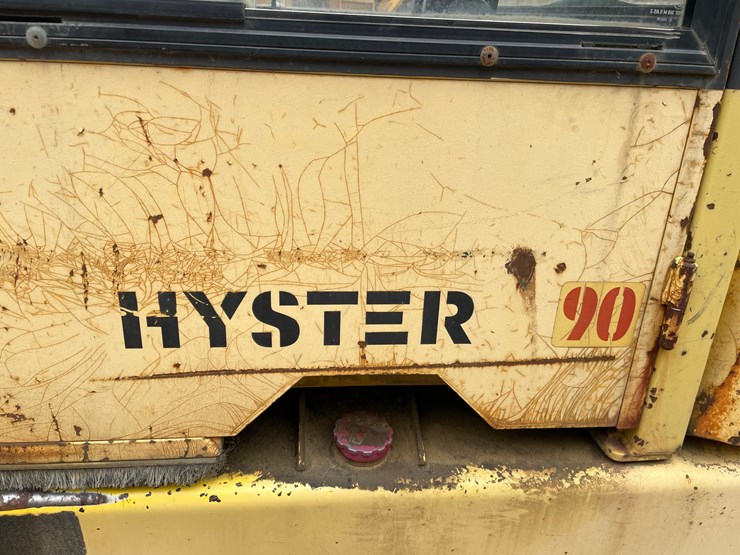 #7518-•-hyster-x110xl-forklift-image-9