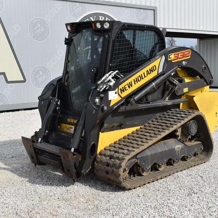 2021 NEW HOLLAND C332