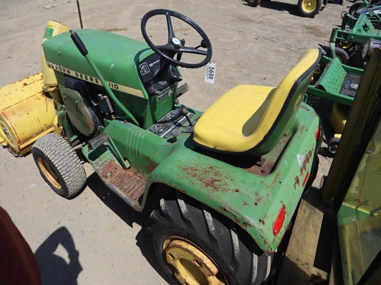 john-deere-110-image-5