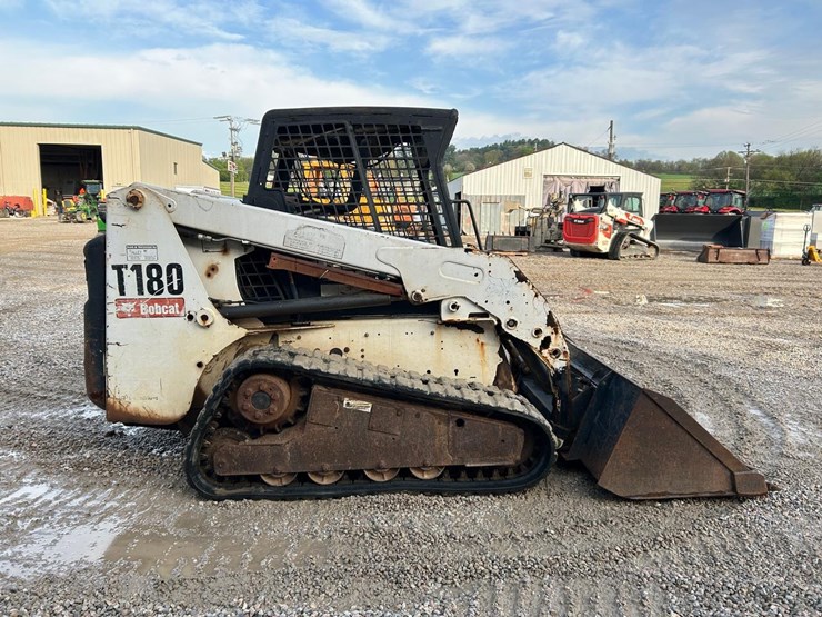 bobcat-t180-image-5