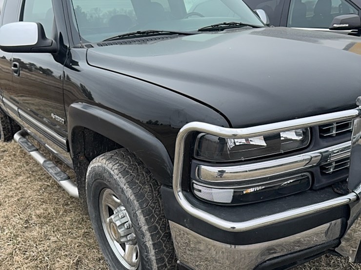 2001-chevrolet-2500-image-12