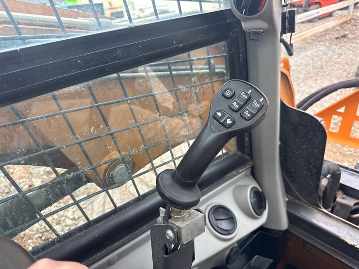 case-sr210b-image-25